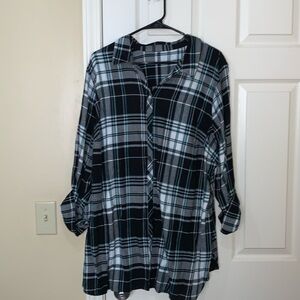 Women’s long sleeve button down shirt